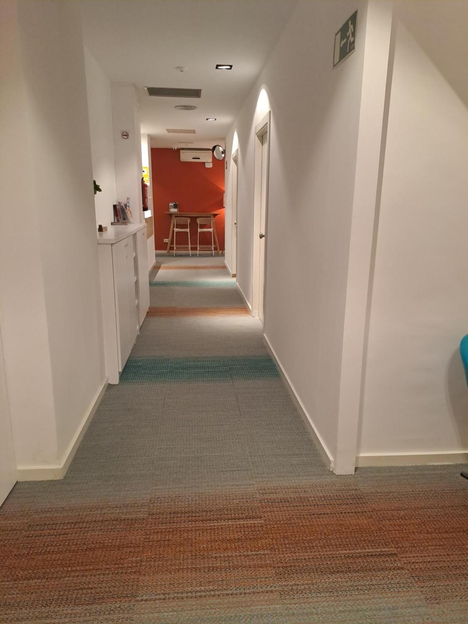 Hostal Barcelona Centro Bagian luar foto