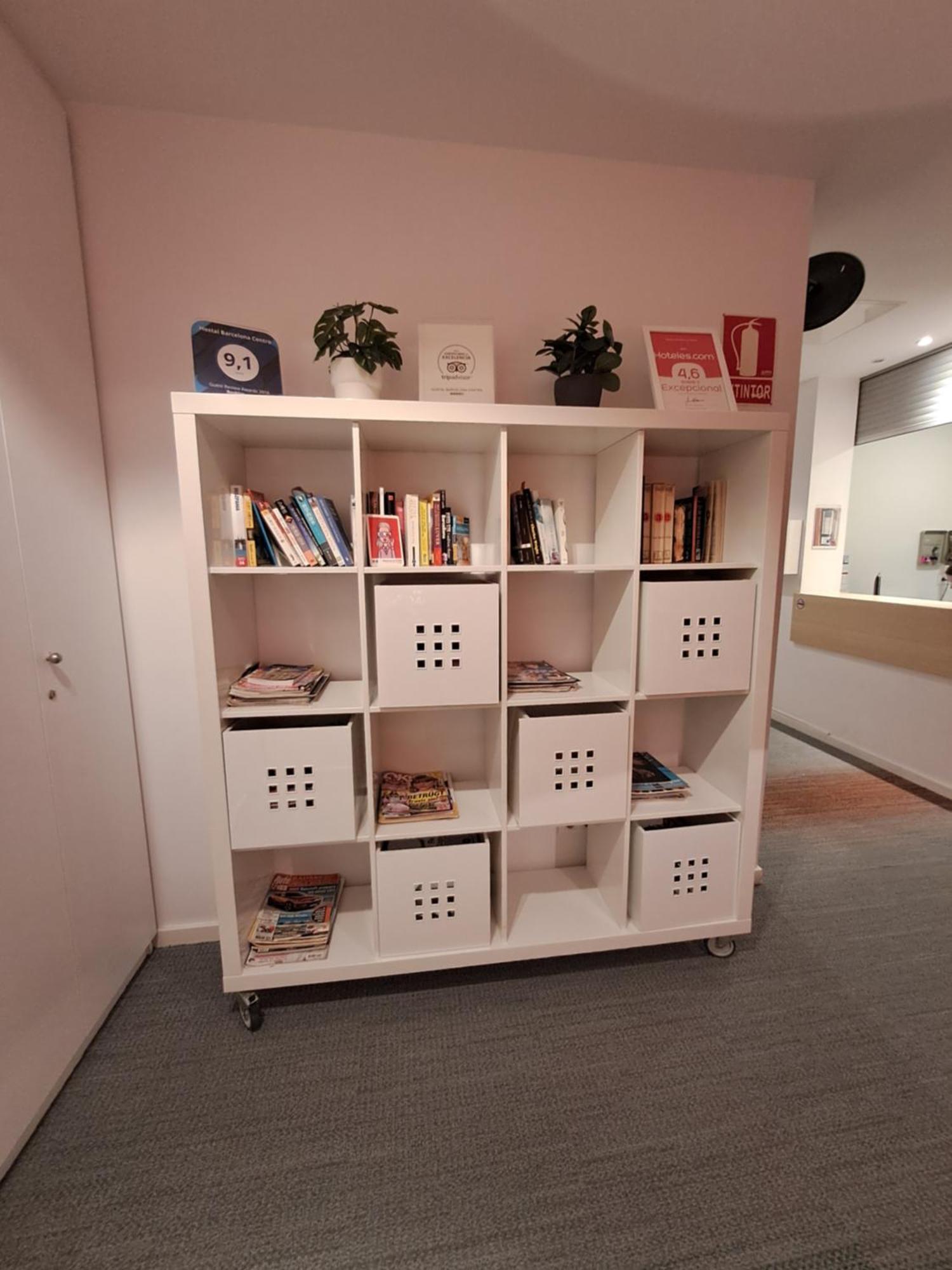 Hostal Barcelona Centro Bagian luar foto