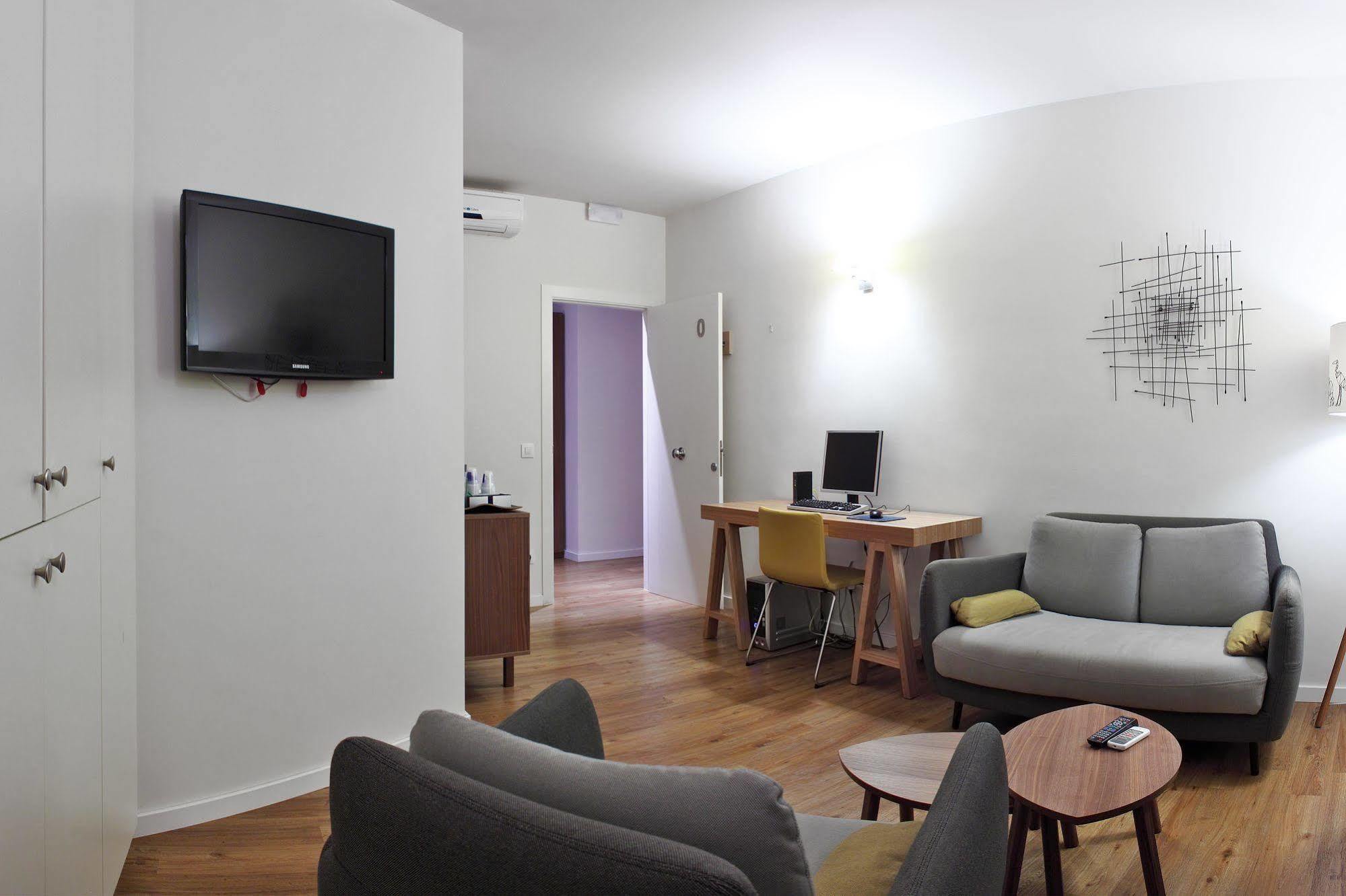 Hostal Barcelona Centro Bagian luar foto